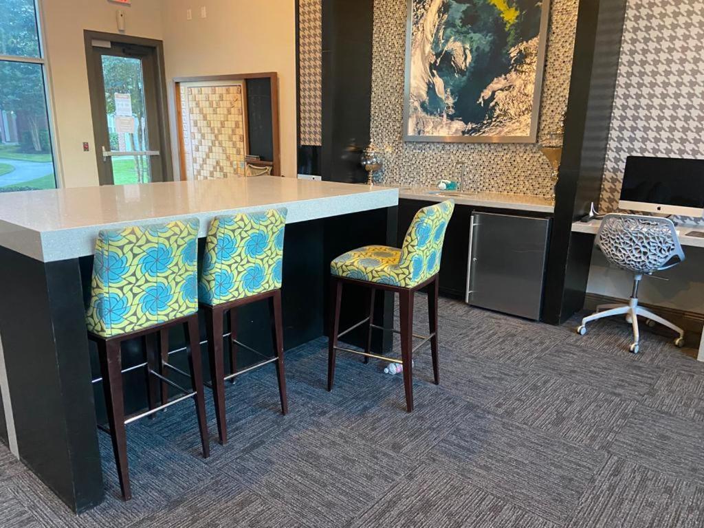 Spacious Apartments In The Woodlands, Tx Esterno foto